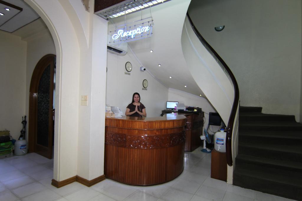 Hotel Windsor Янгон Екстер'єр фото